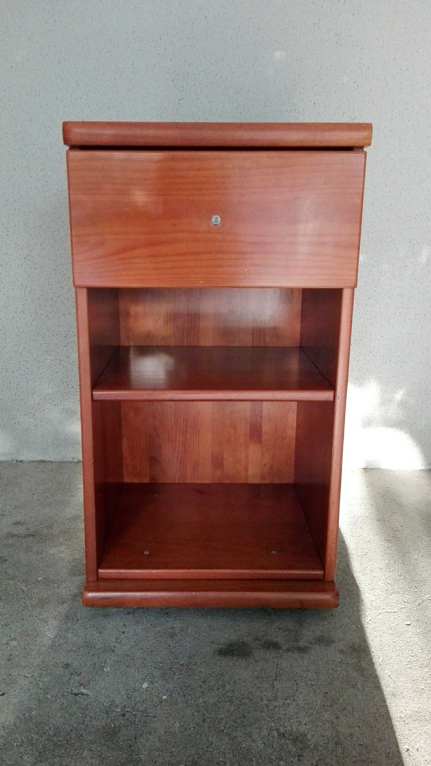 Móveis Cerne: Cama + colchão + Estrado + M. Cabeceira