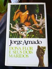 "Dona Flor e os seus Dois Maridos" de Jorge Amado