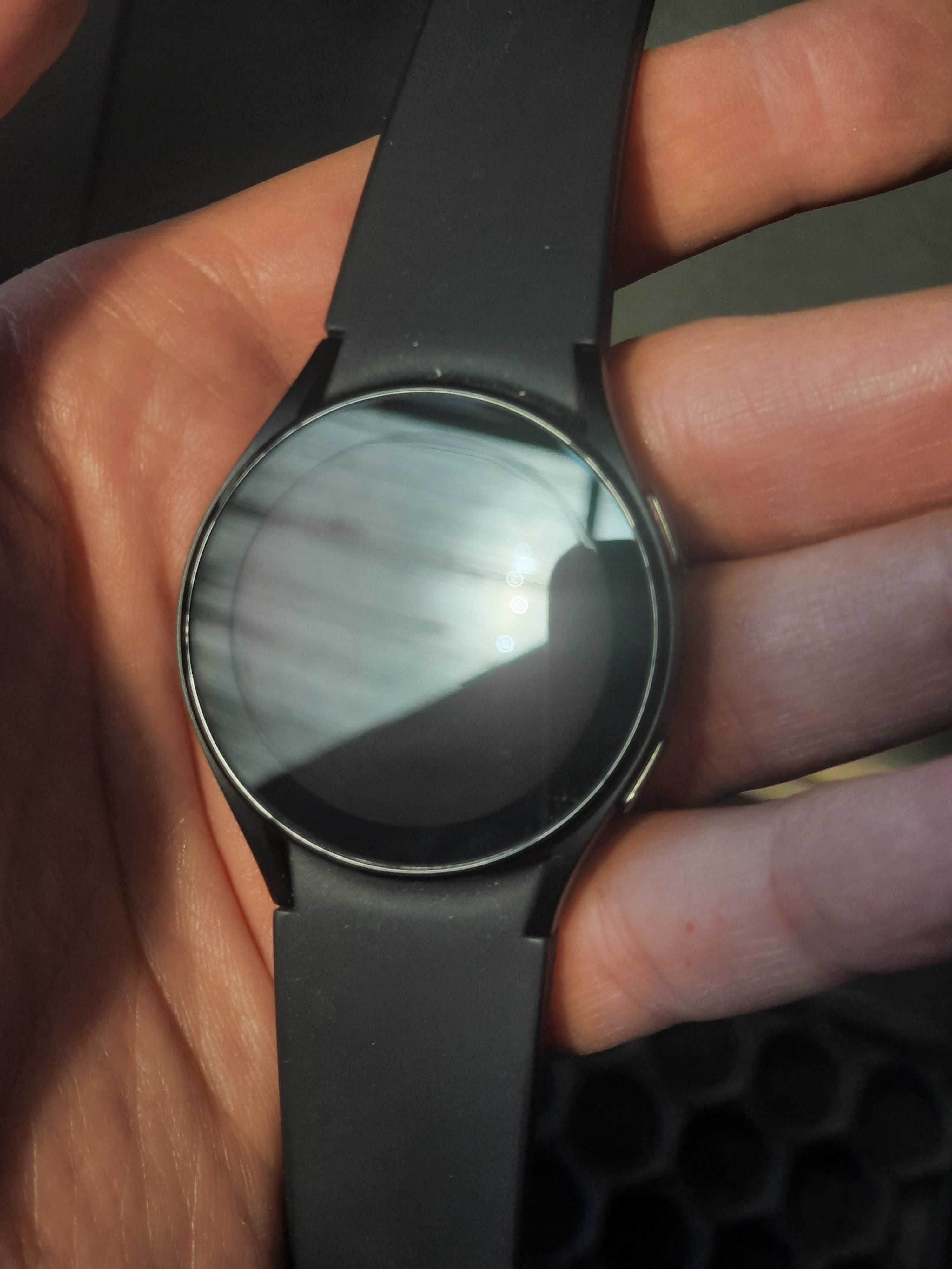Смарт-часы Samsung Watch 4 40mm ( Смарт-часы Samsung R860 )