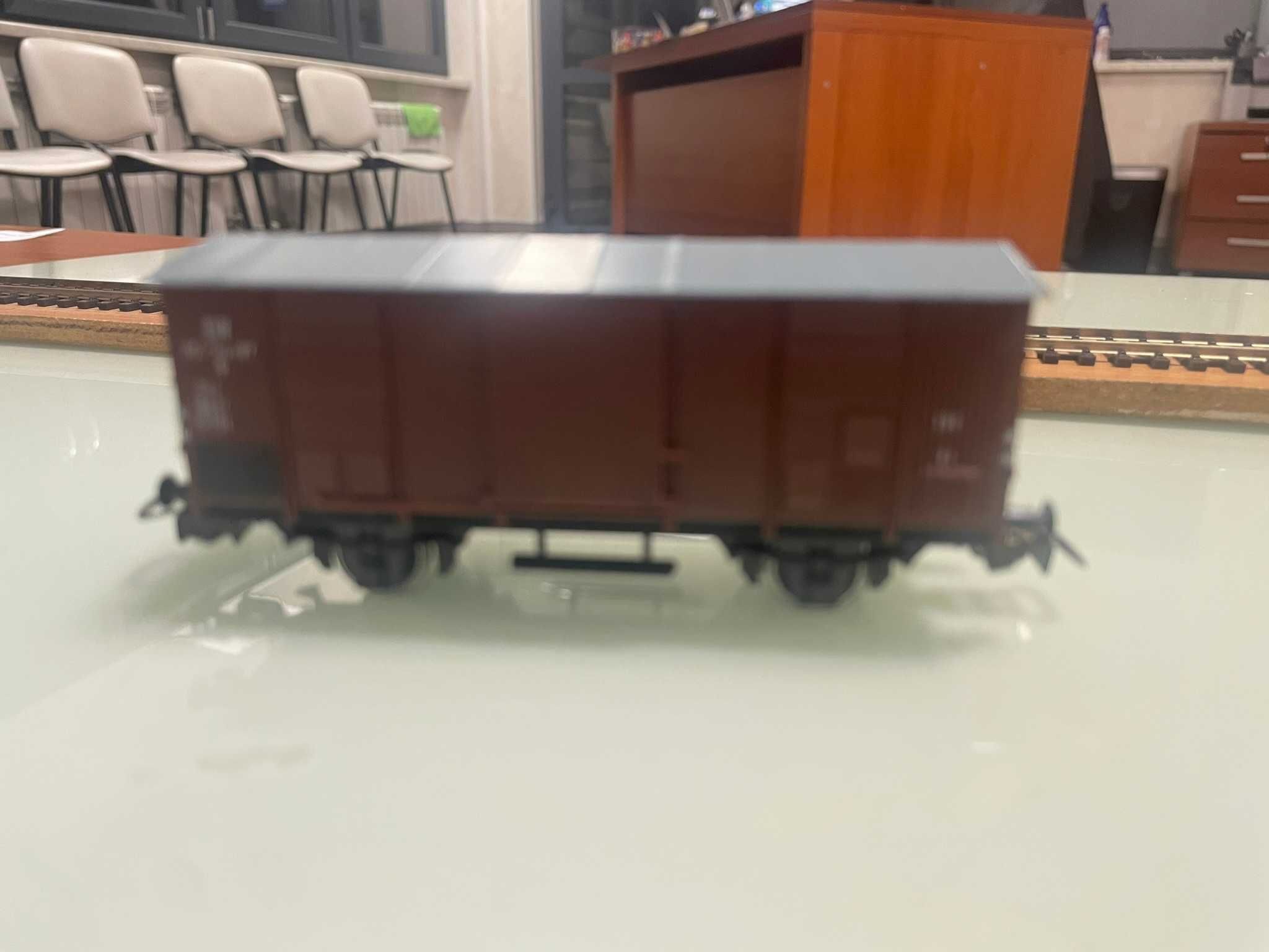 Piko H0 wagon 1;87 kolejka kolekcjonerski brązowy 141