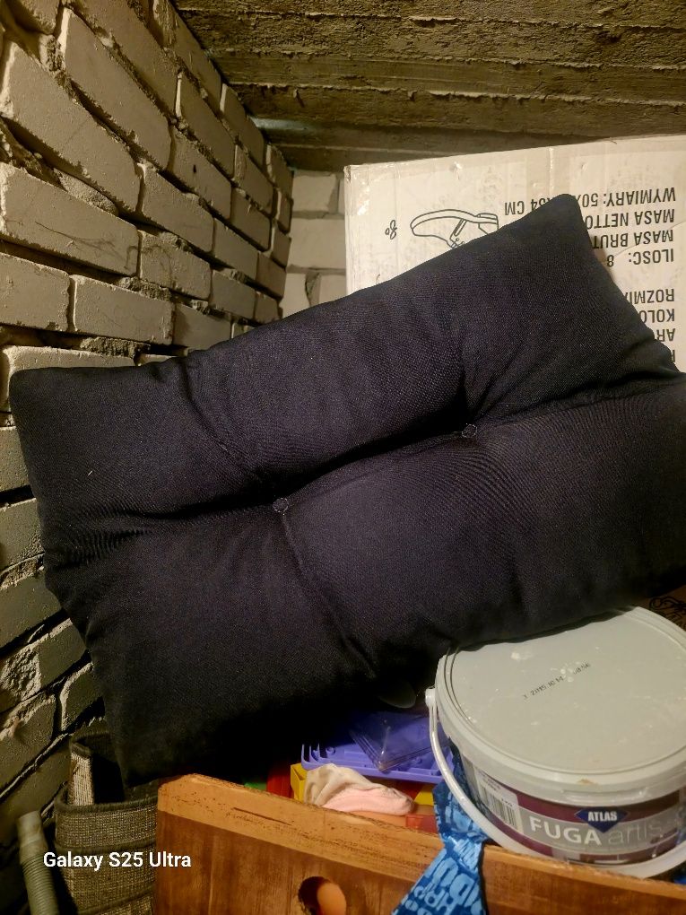 Grube poduszki na balkon lub taras