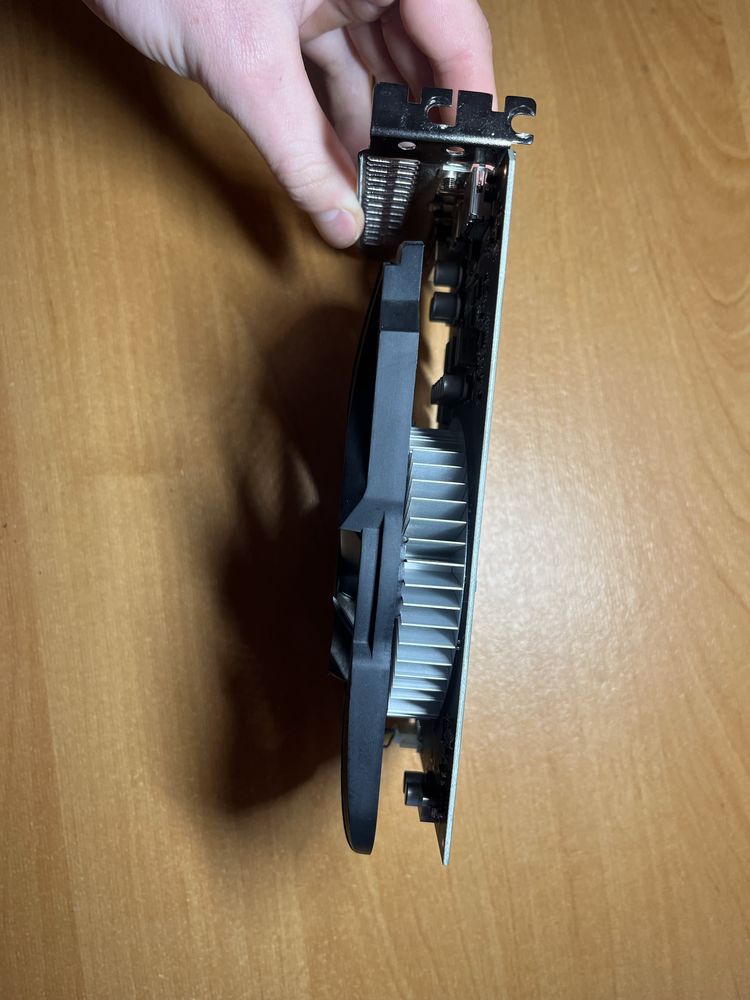 Відеокарта Geforce 1050 Ti 4Gb