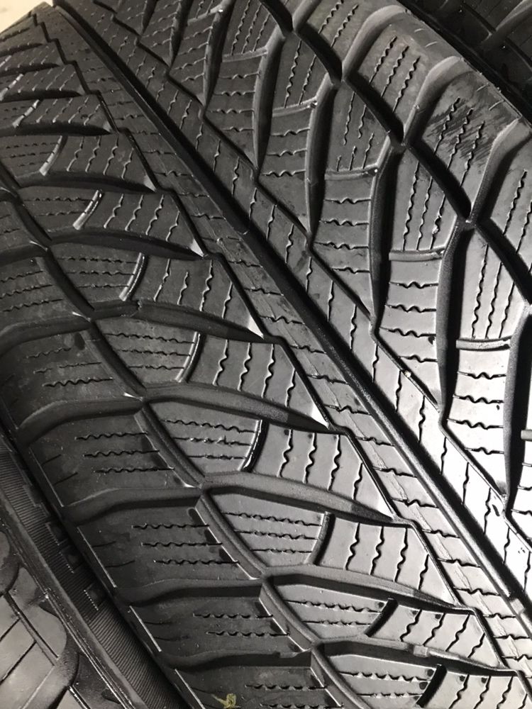 255/50/21 R21 Goodyear Ultra Grip Perfomance 4шт зима