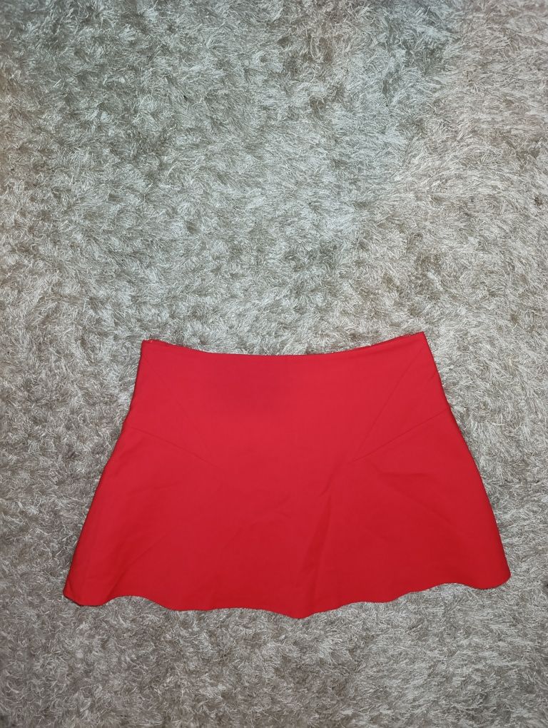 Spódnica 40 L Zara krótka rozkloszowana mini czerwona