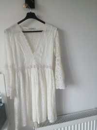 Sukienka biała koronkowa s cocomoda