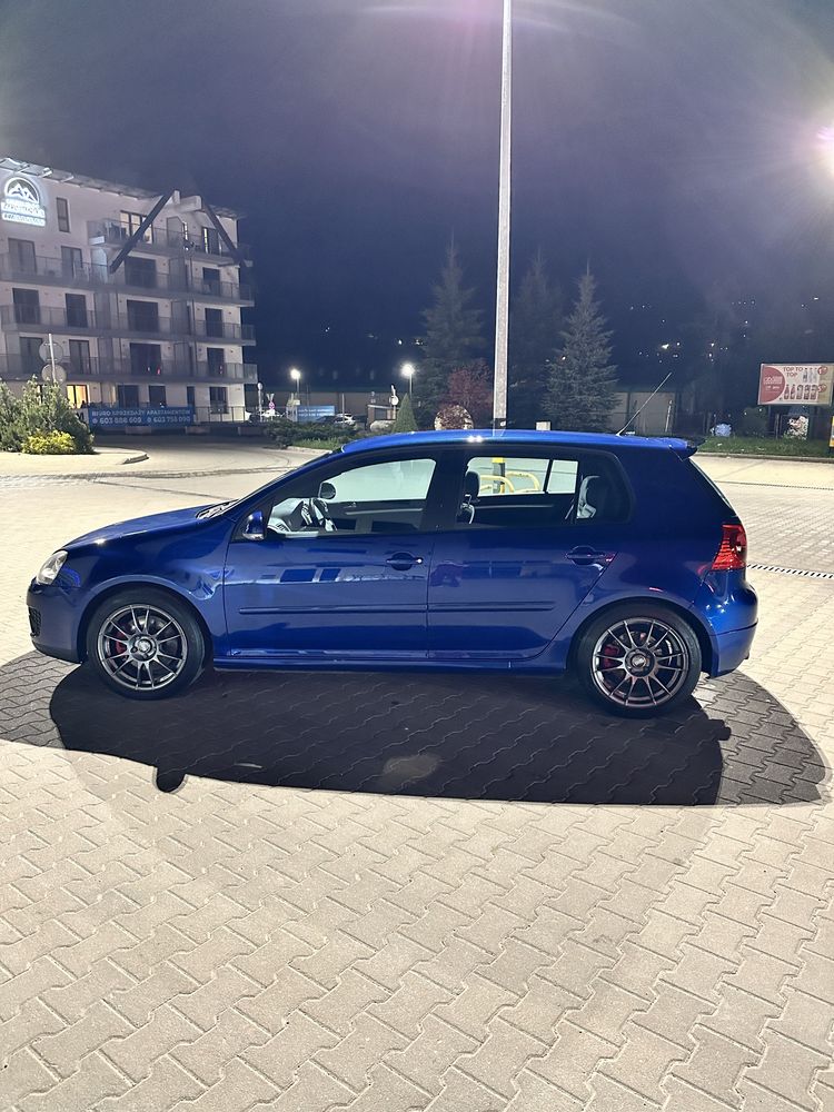 Volkswagen Golf V GTI 2.0