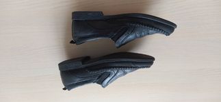 Класичні шкільні шкіряні туфлі ТМ Bartek 34р
