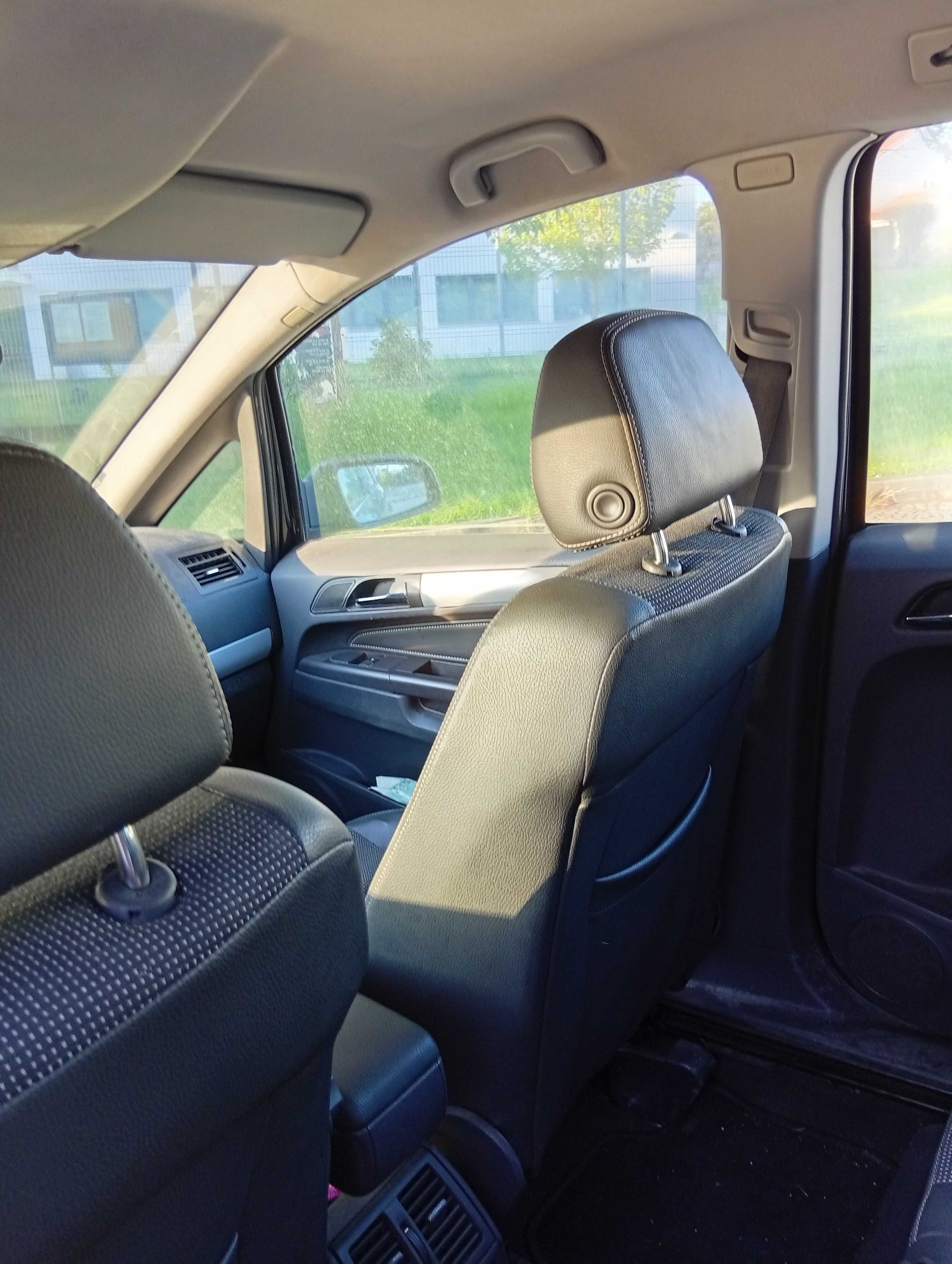 Opel Zafira em muito bom estado