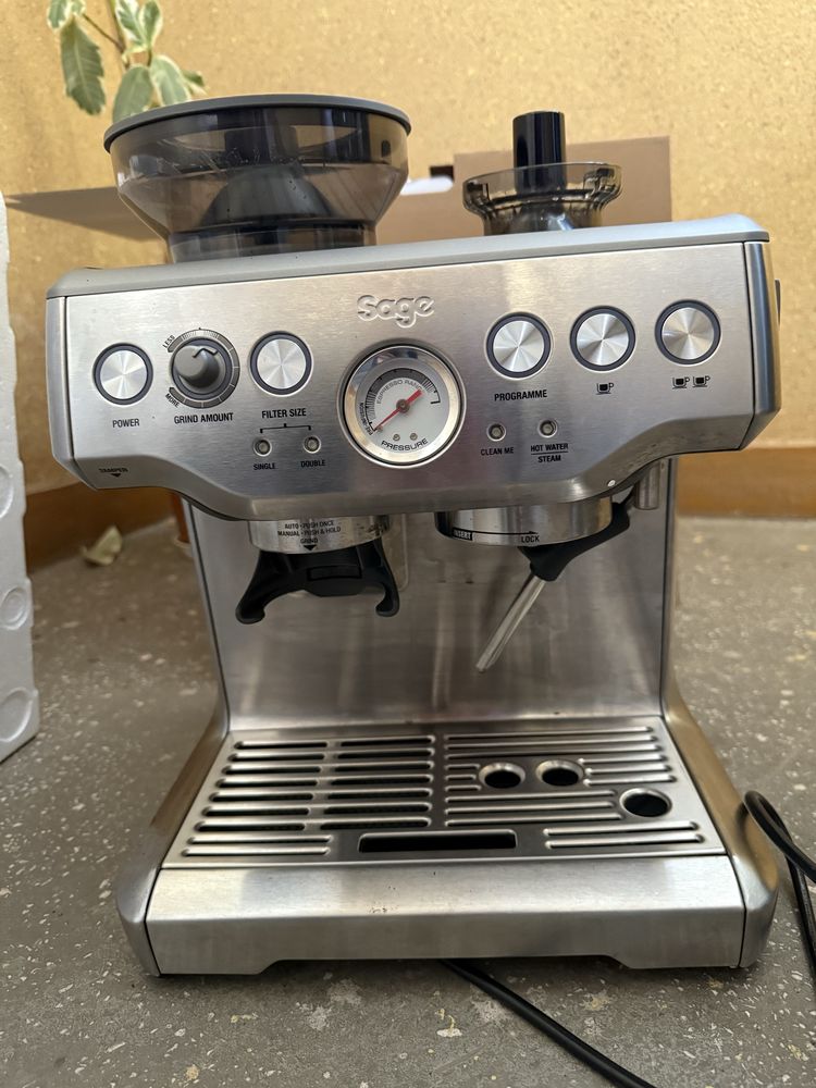 Ekspres Sage Barista Express