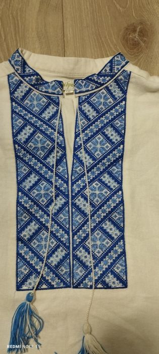 Продам вышиванку на подростка