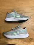 Buty Nike Zoom Fly 3 r. 37,5