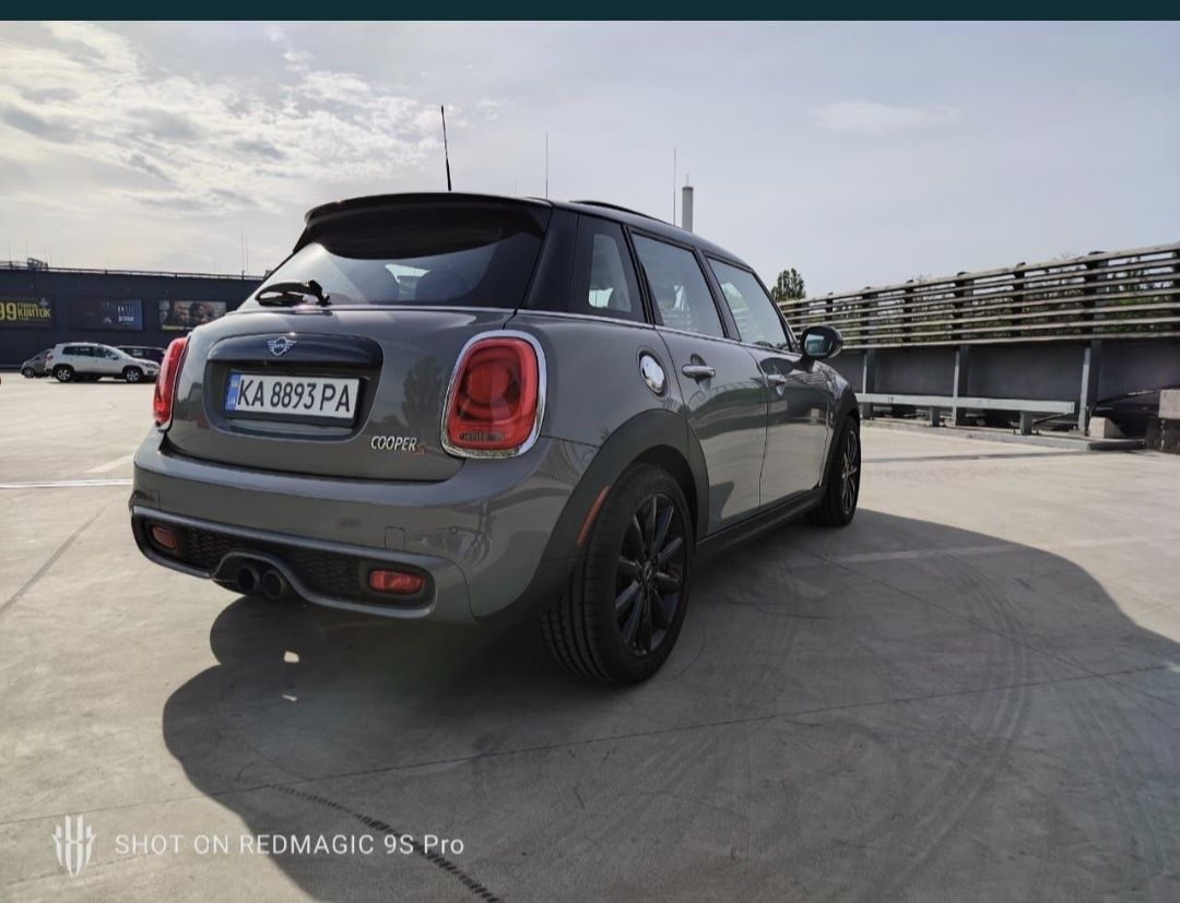 Продам Mini Cooper