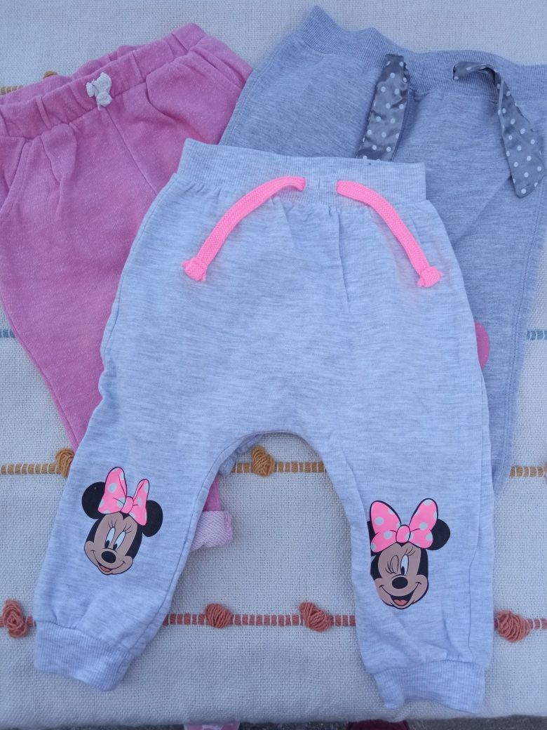 Spodnie dresowe Minnie Disney Lupilu Pepco r.80