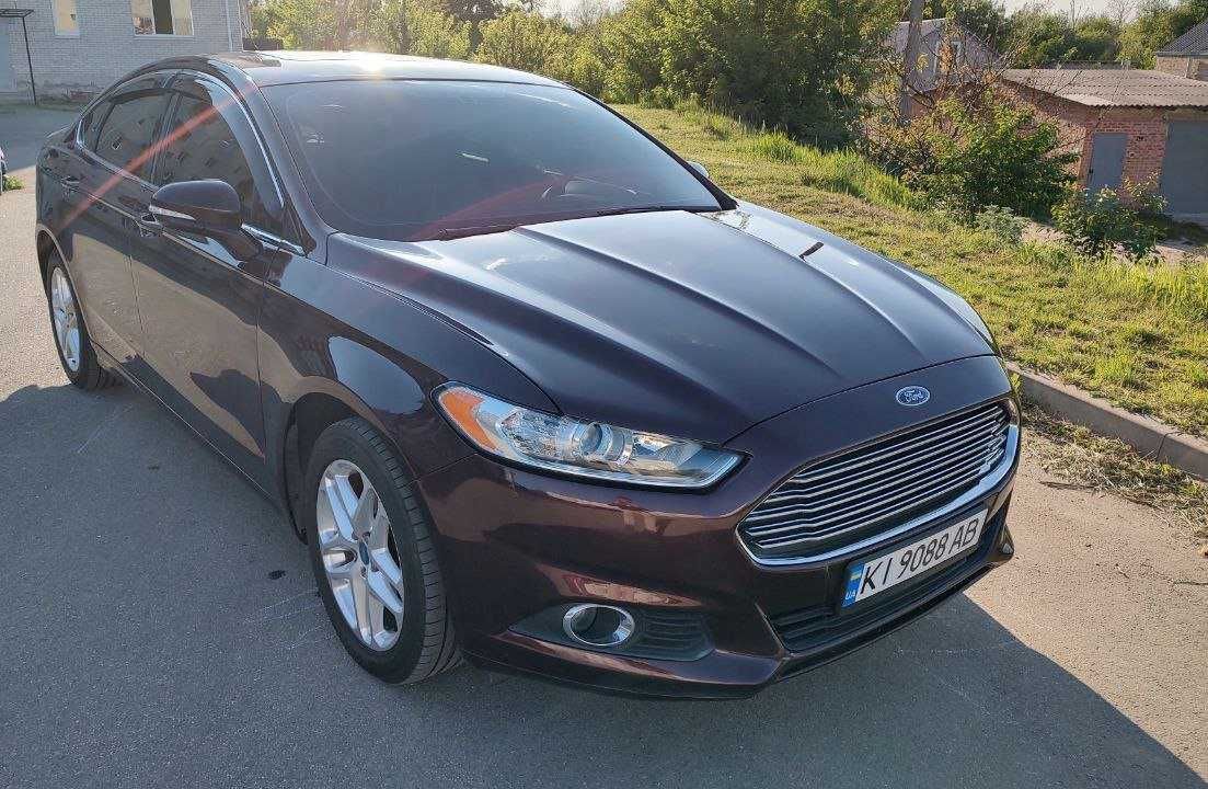 Автомобіль Ford Fusion 2013 Titanium