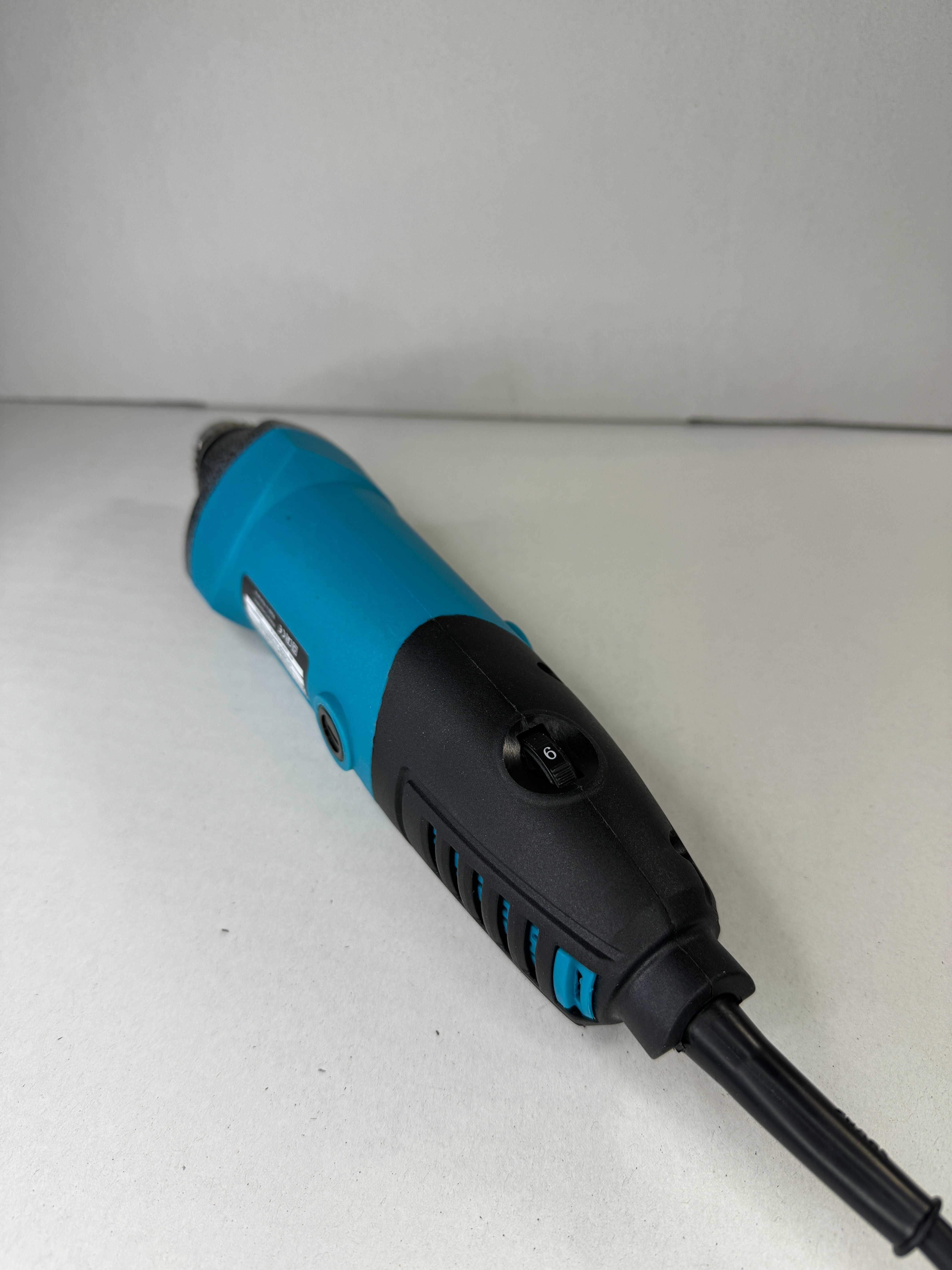 Дрель-гравер Makita GD0210 (+35 насадок, патрон 6,5мм)