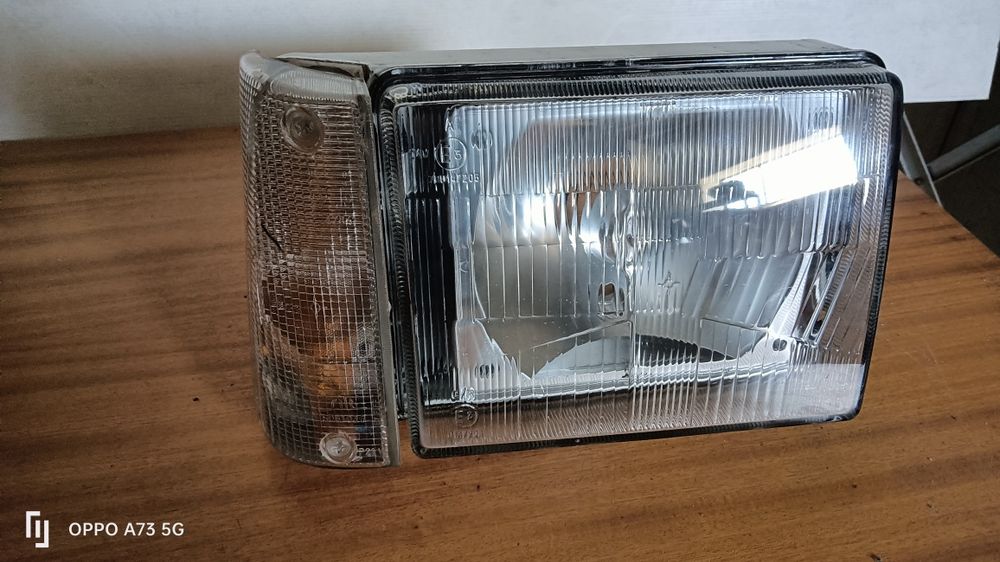 Farol Fiat panda ótica direita com pisca 1992