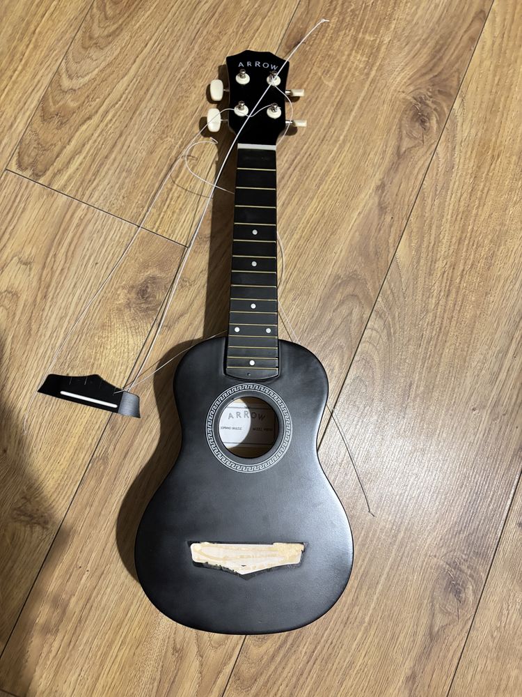 ukulele do naprawy