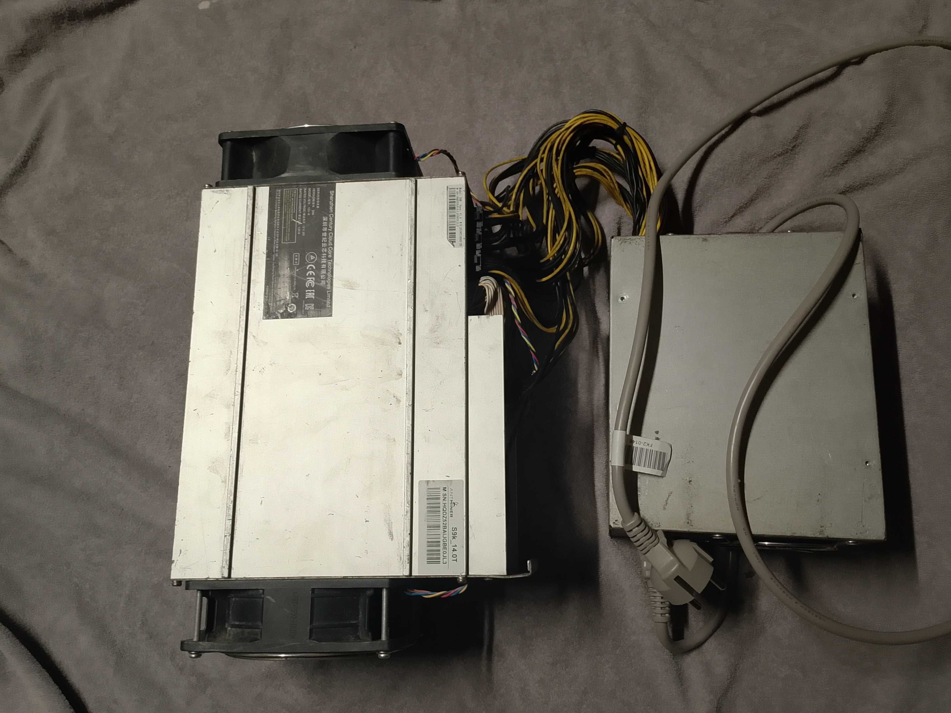 Koparka do kryptowalut Antminer S9k 14T Bitcoin BTC - SHA-256