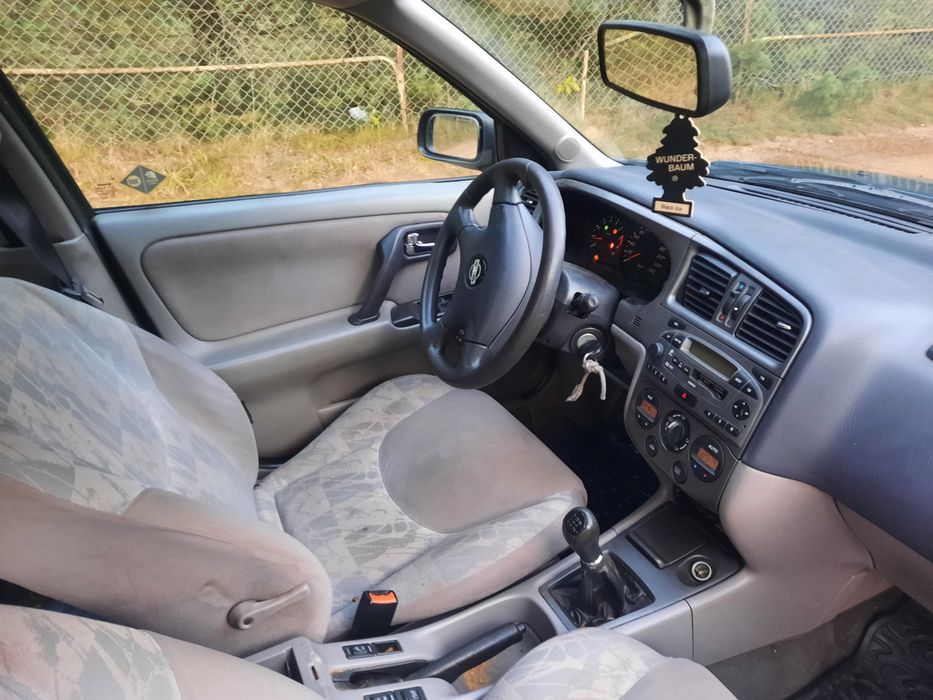 Nissan primera 2.0  ben 2000 rok sprawdzone auto