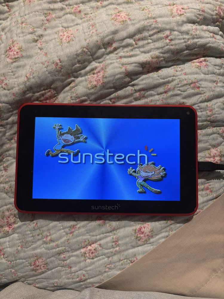 Tablet sunstech infantil, usado muito pocas vezes