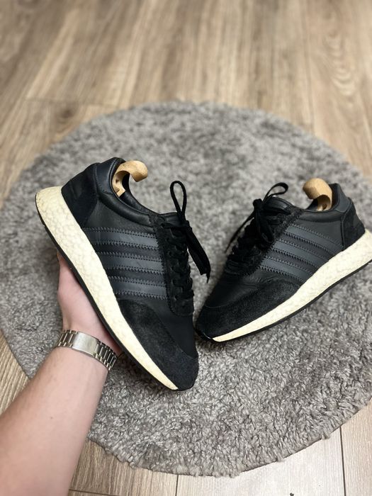 Adidas Iniki чоловічі спортивні кросівки