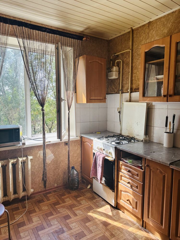 Продам 3х ком кв Л/Б 2 мкр на Бомбе