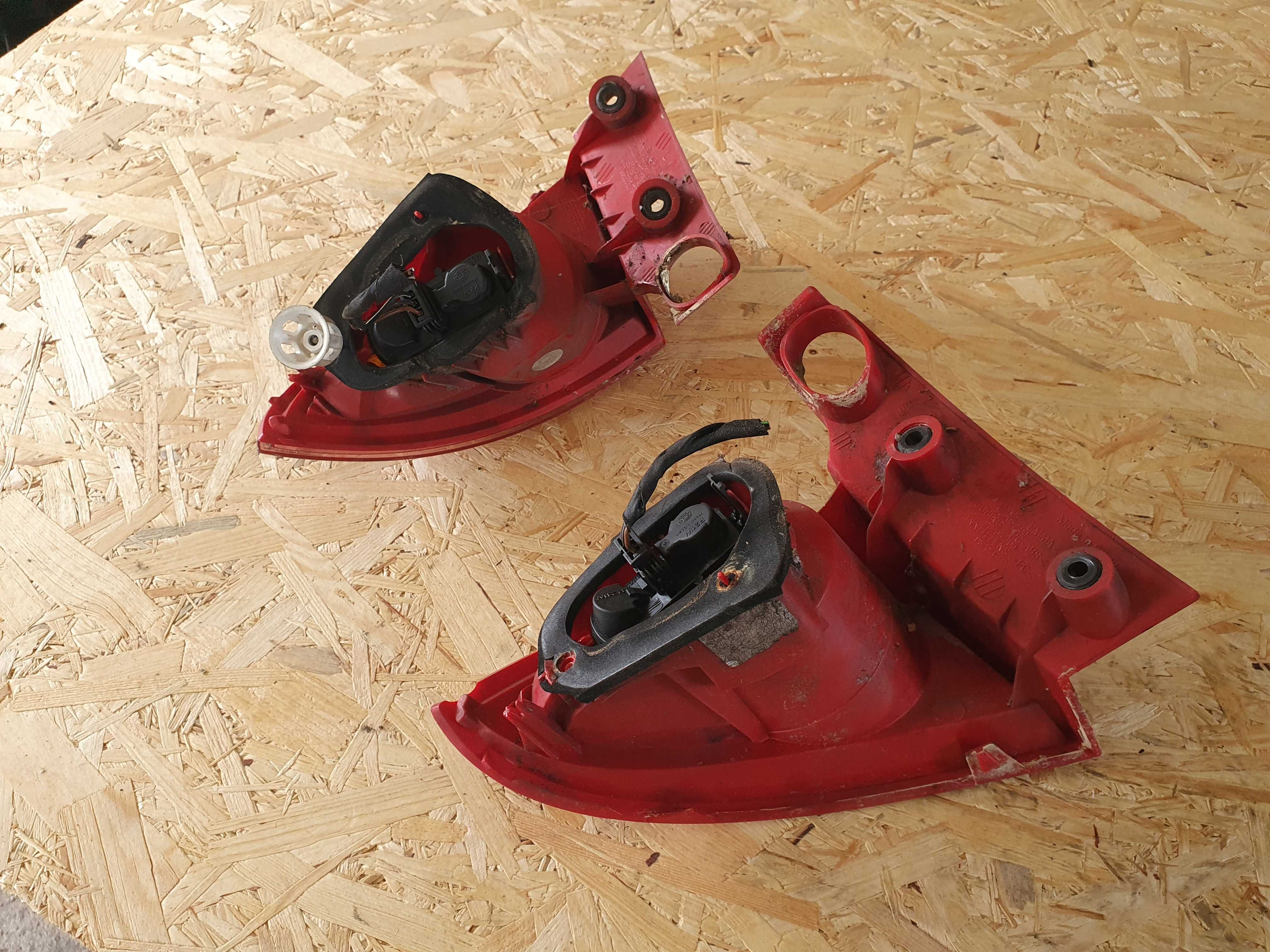 Lampa lampy tylne Seat Leon 2 II wkład