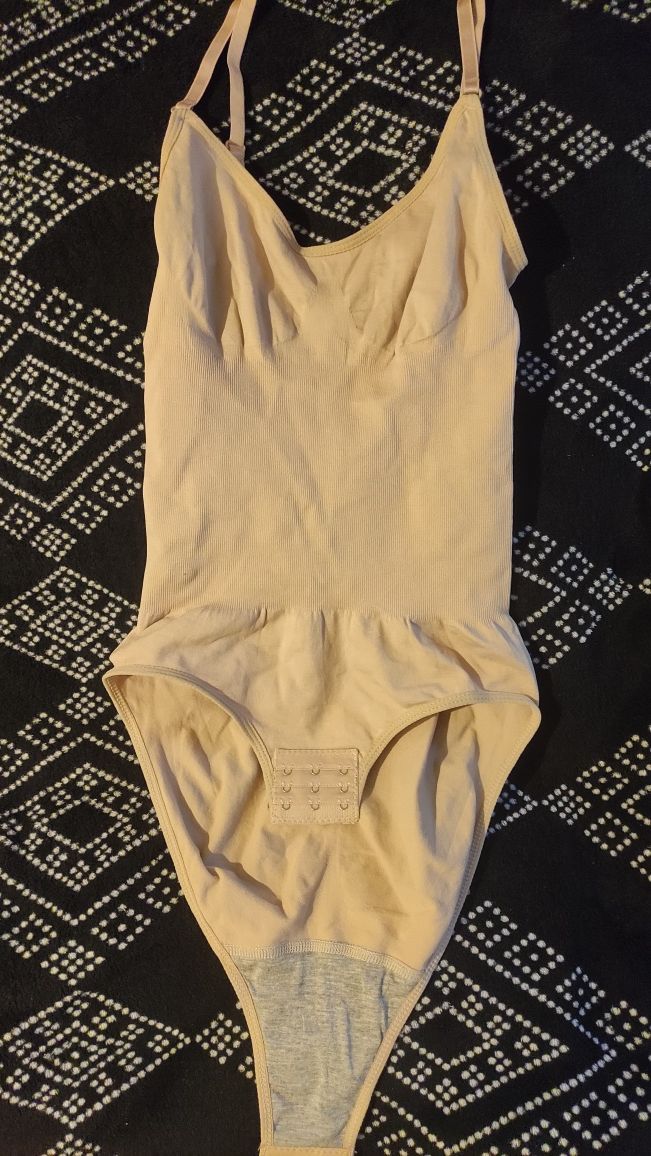 Body wyszczuplające modelujące damskie S beżowe nowe