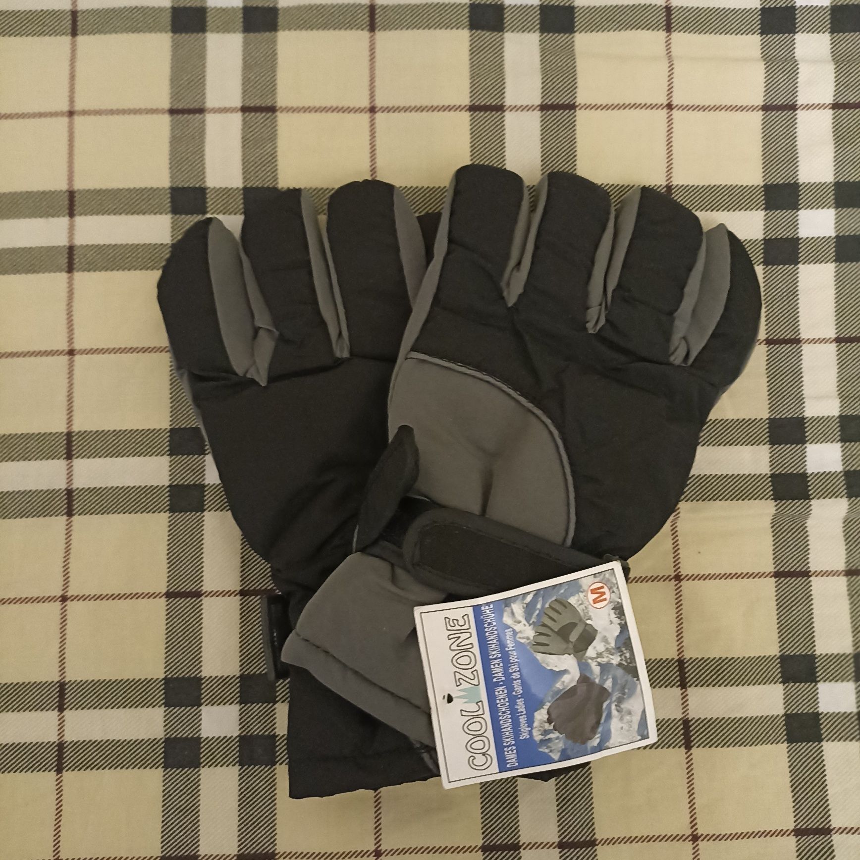 Лыжные теплые  перчатки
