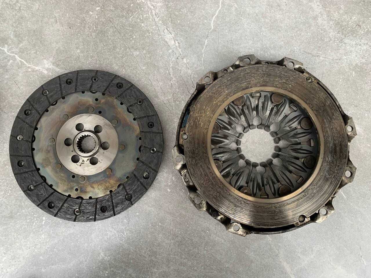 Комплект зчеплення Демпфер BMW F20 F21 F30 F31 F10 F11