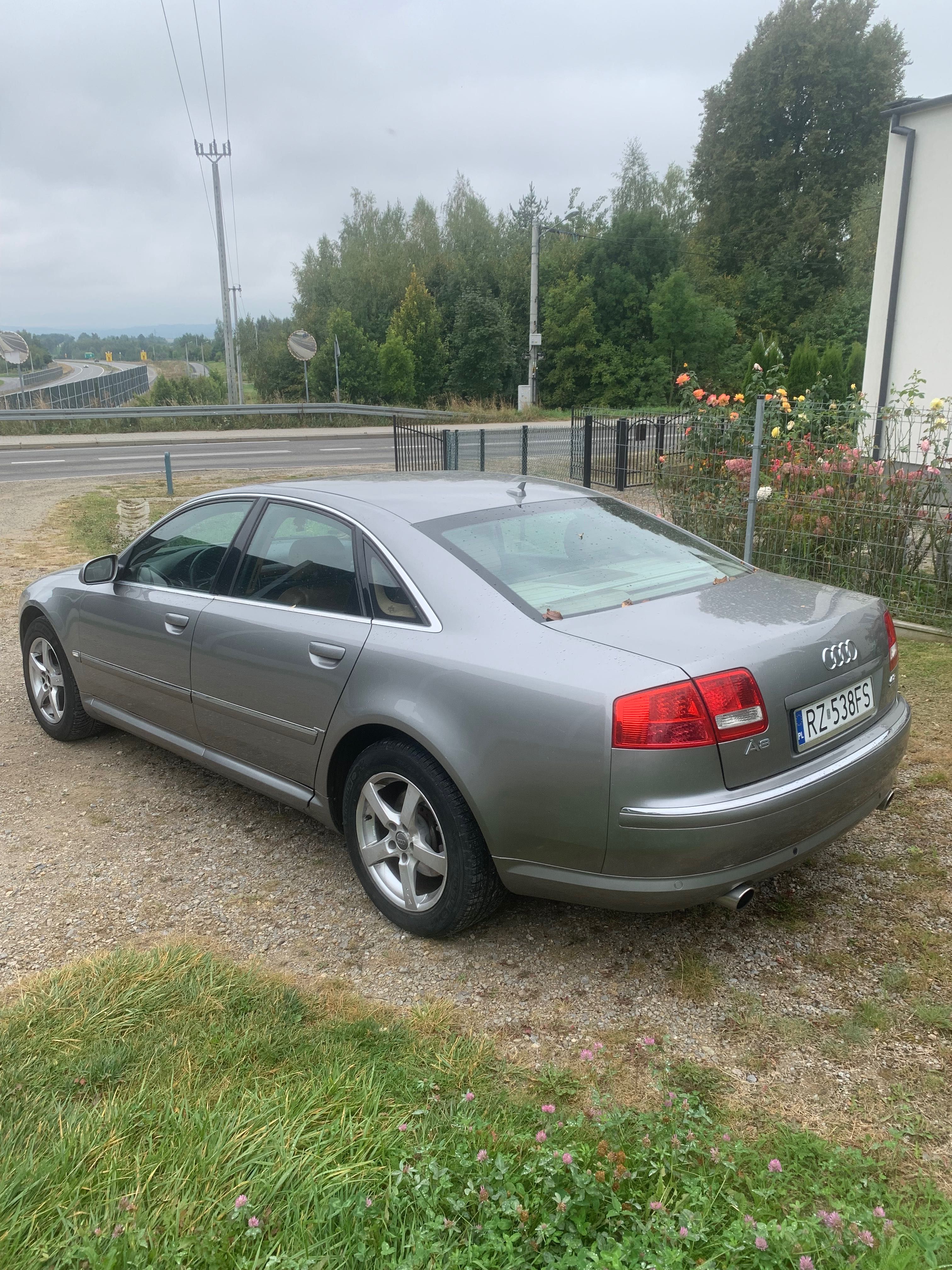 Audi A8 4.2 MPI 335 km Quattro
