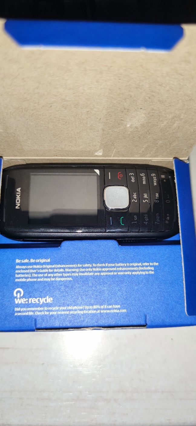 Nokia 1800 como novo