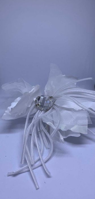 średnia ozdoba ślubna kwiat duży kryształ panna młoda outlet nowa boho