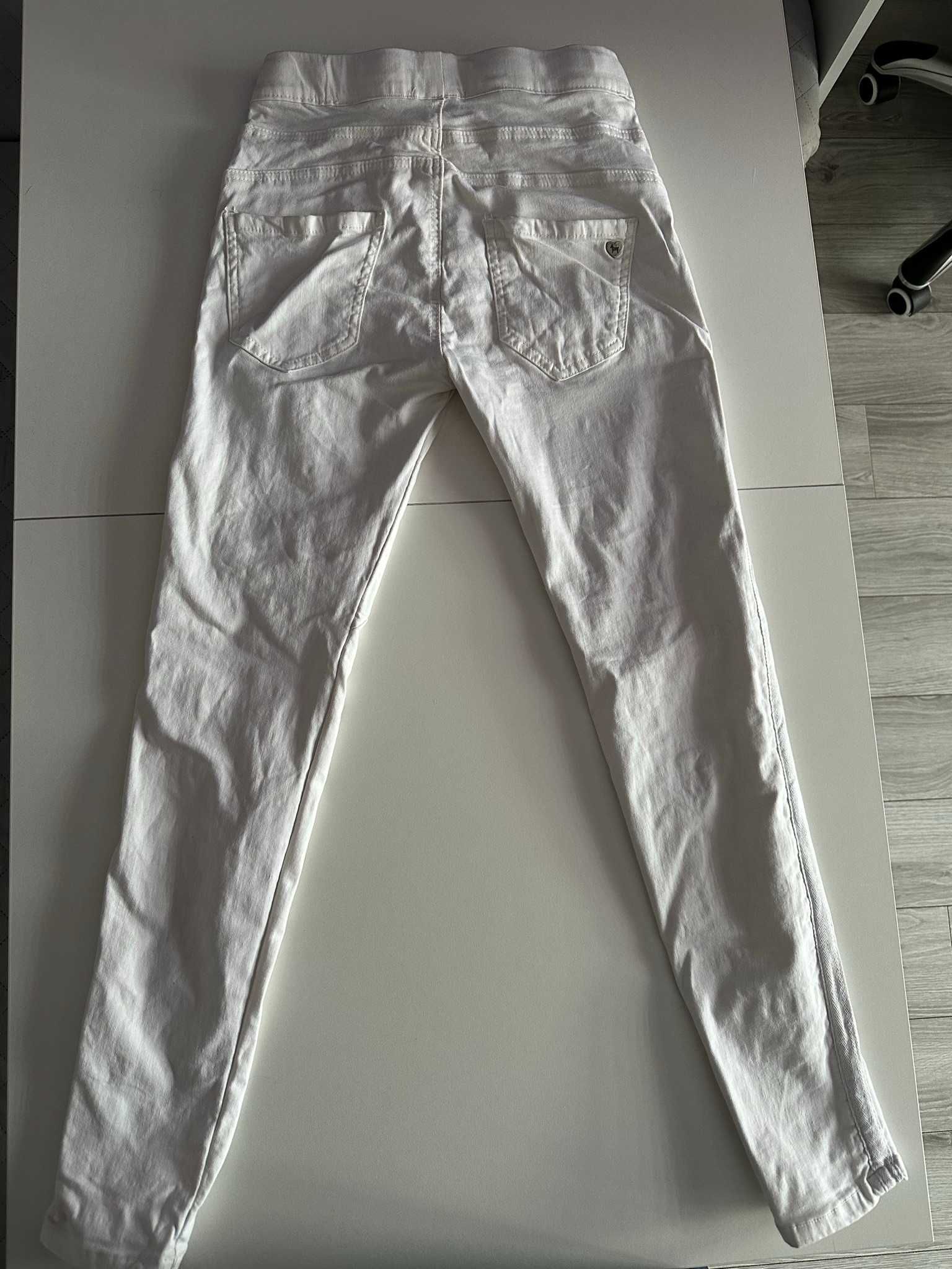 Spodnie damskie "Heimatliebe" (białe)