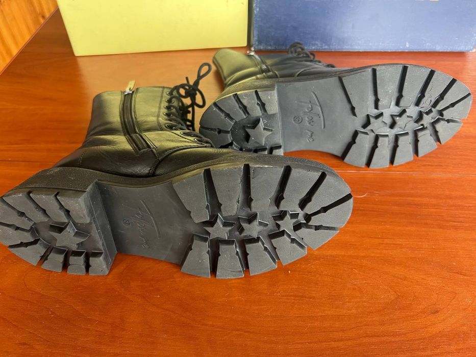 Зимові черевики 37й розмір