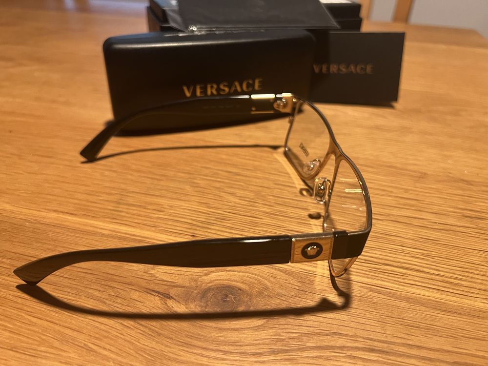 Oculos versace novos, nunca usados