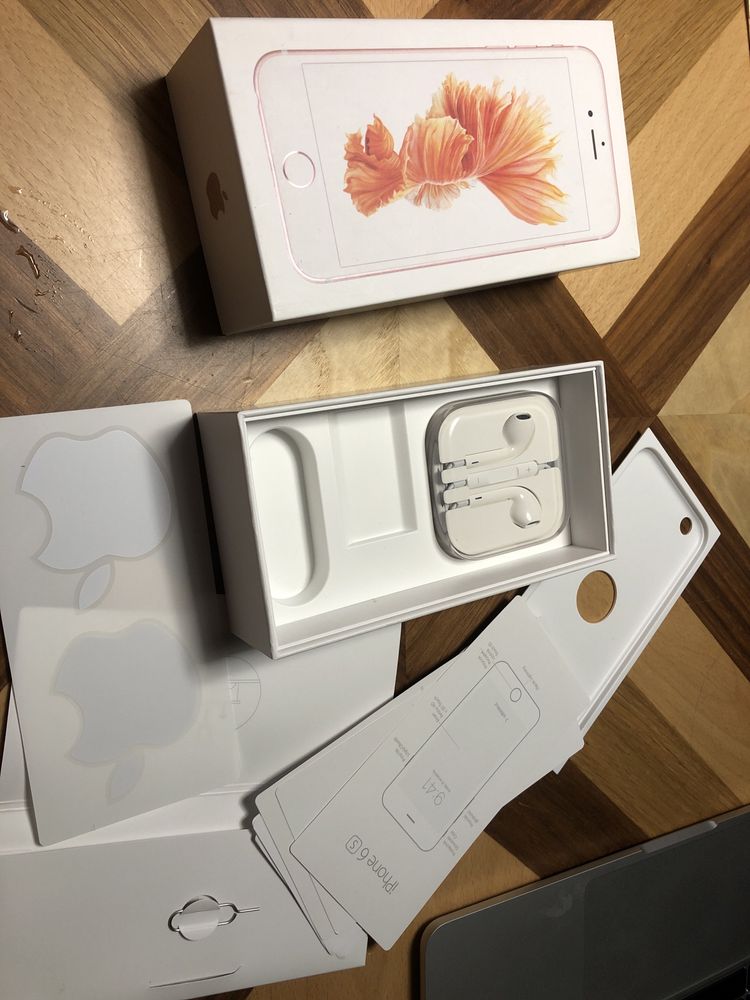 Pudelko po/do iPhone 6s 32GB z słuchawkami