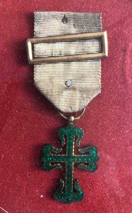 Grupo de medalhas militares e de honra portuguesas