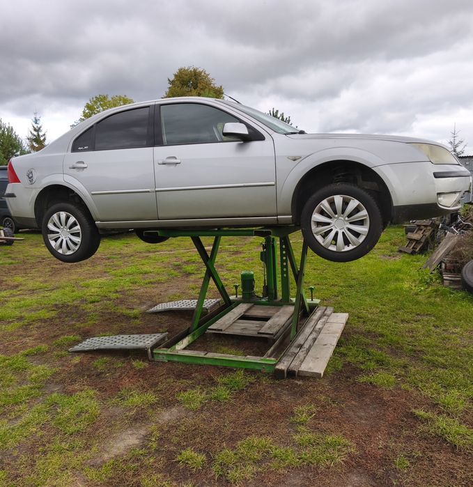 Podnośnik warsztatowy samochodowy mobilny 1500 kg niemiecki ddr