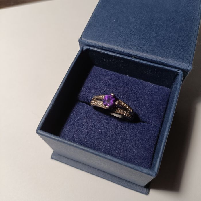 Кольца, серьги женские серебро.