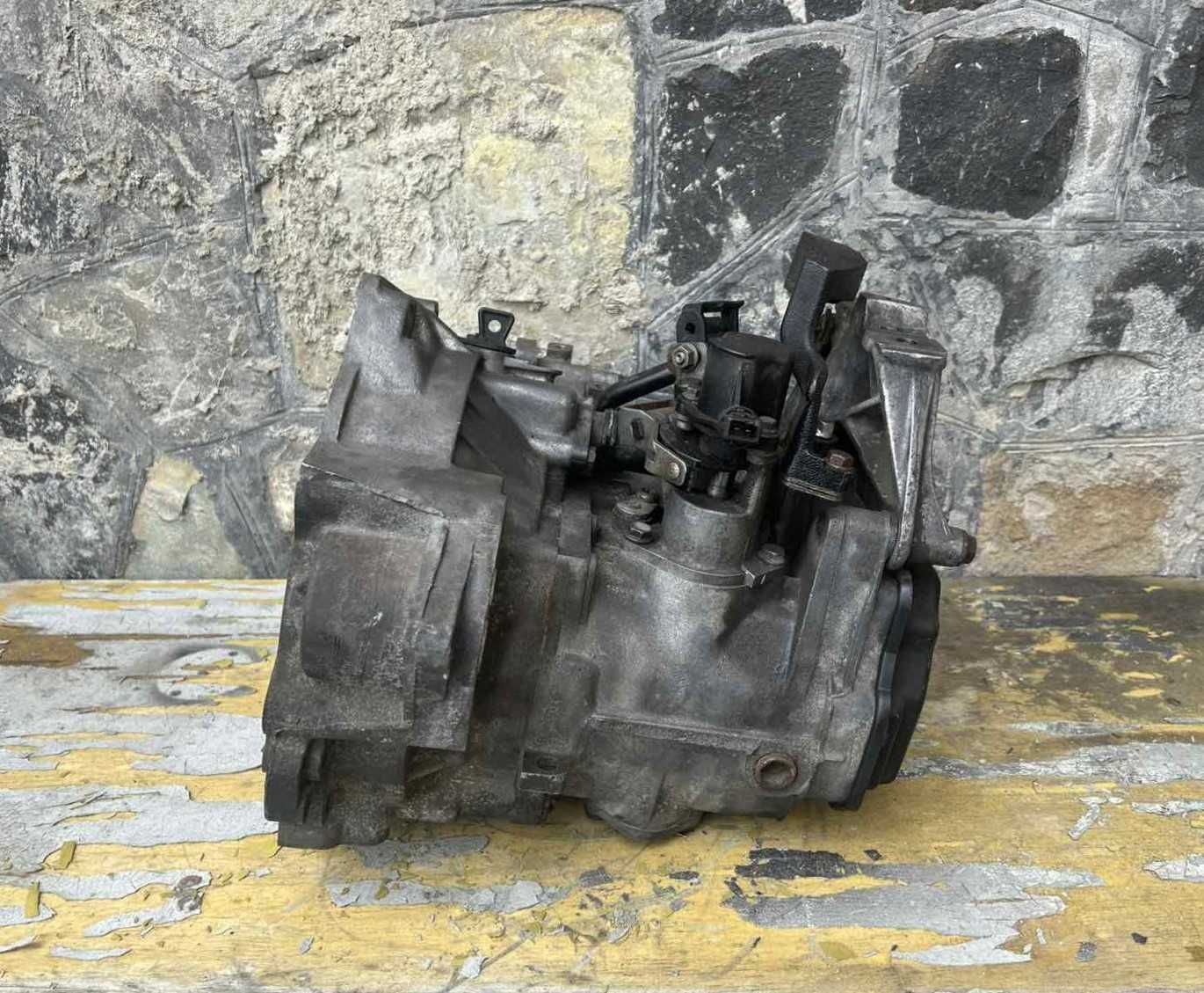 Коробка передач (МКПП) Skoda Octavia Tour / Audi A3 8L - 1.9TDI