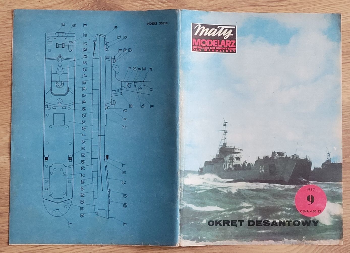 Mały Modelarz Nr 9/1977r Okręt desantowy, model kartonowy