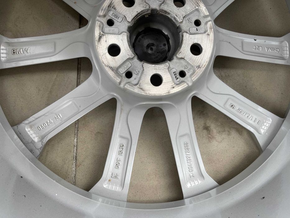 Диски R20, 5x112, ET35, DIA66.6, E8.5 JX20 H2, Original BMW 6880688