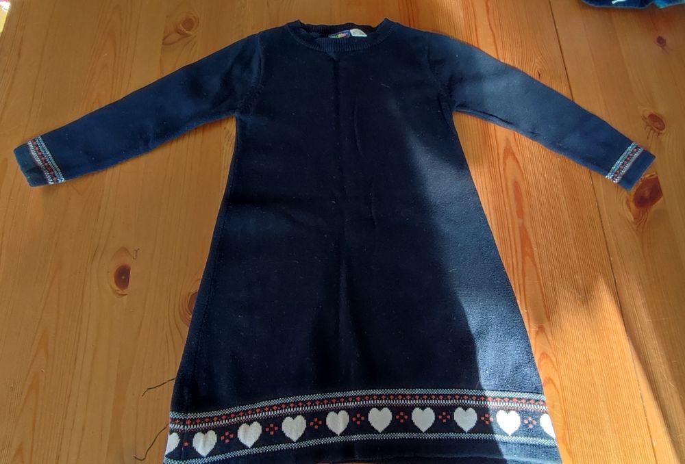 Sukienka sweterkowa dziewczęca