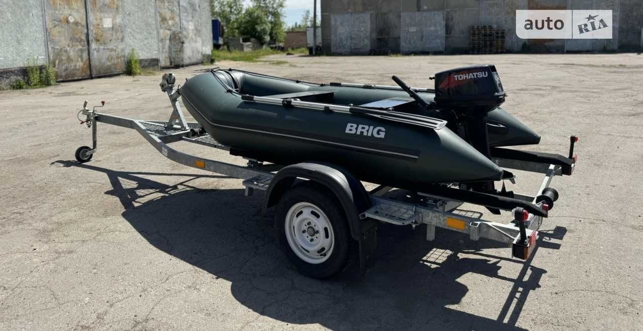 Човен BRIG D 300