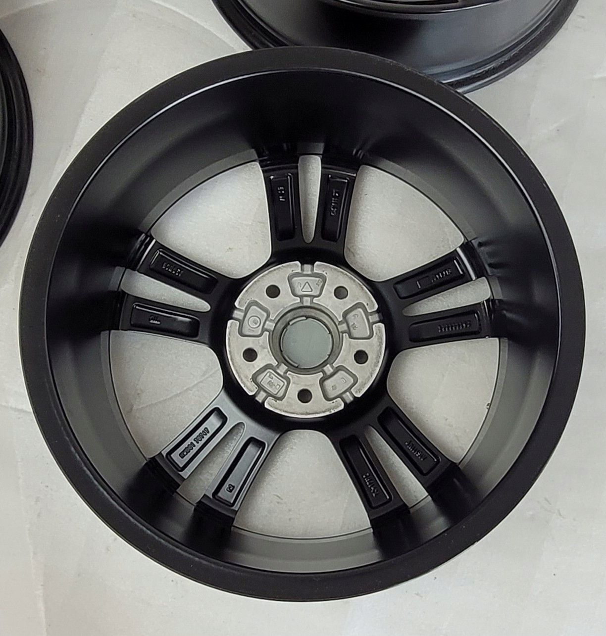 FELGI BORBET HYUNDAI TUCSON ix35 7x17 17 ET47 5x114,3 HMD0170747 KBA52249