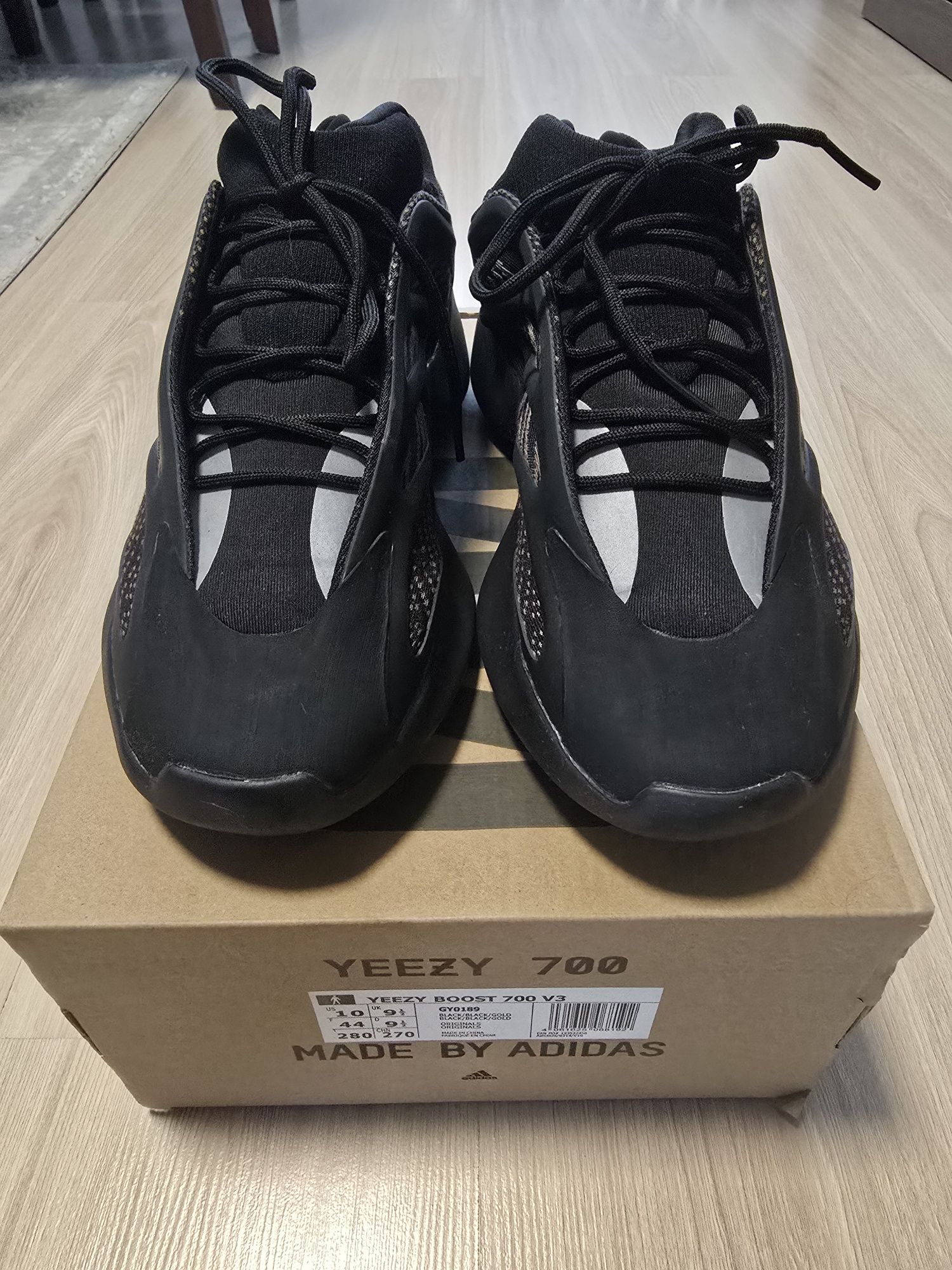 Adidas YEEZY 700 V3 Clay Brown