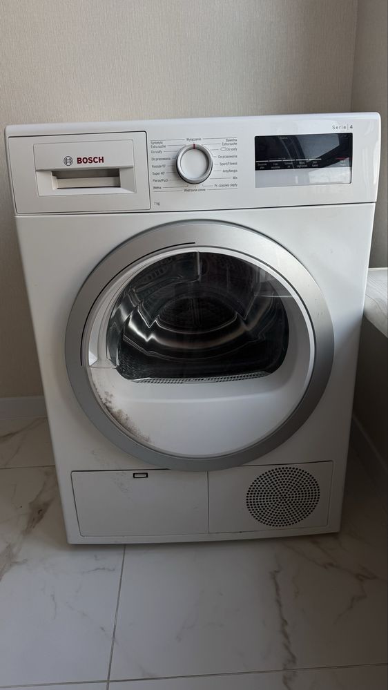 Продам сушильну машину Bosch WTN86200PL