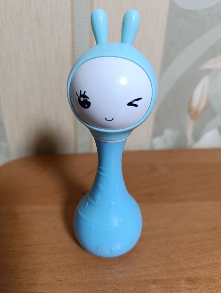 Продам Зайчик Alilo