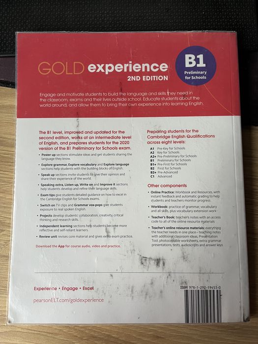 Gold experience B1